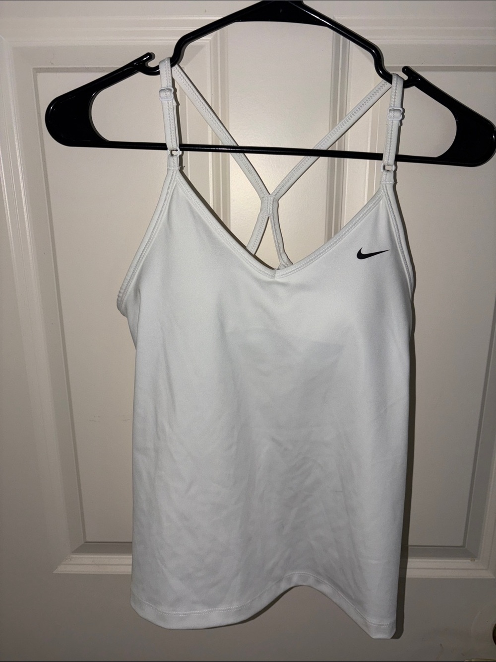 Nike White Strappy Crossback Athletic Camisole